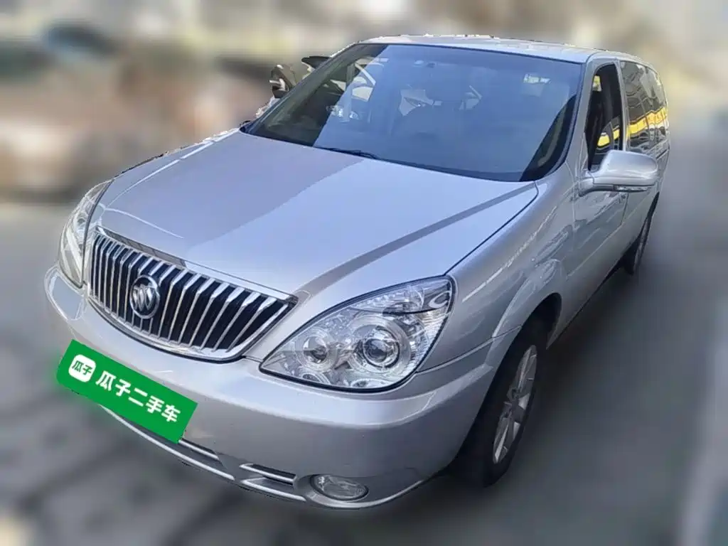 Buick GL8 — миниатюра 3