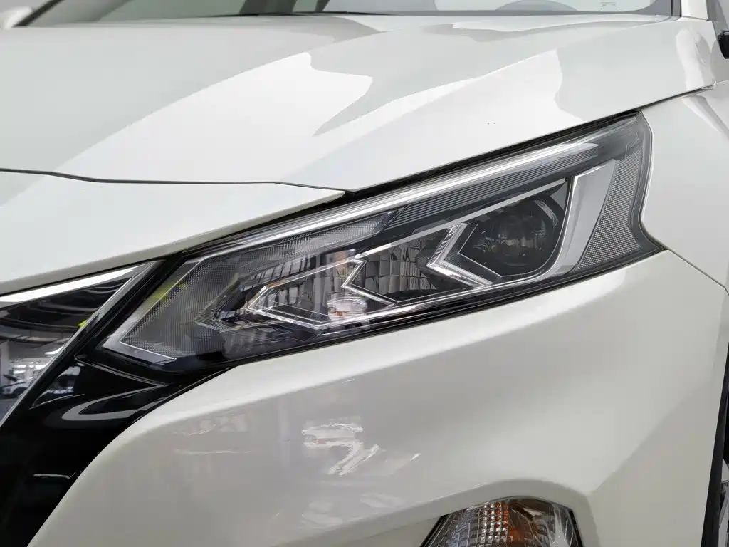 Nissan Teana — миниатюра 7