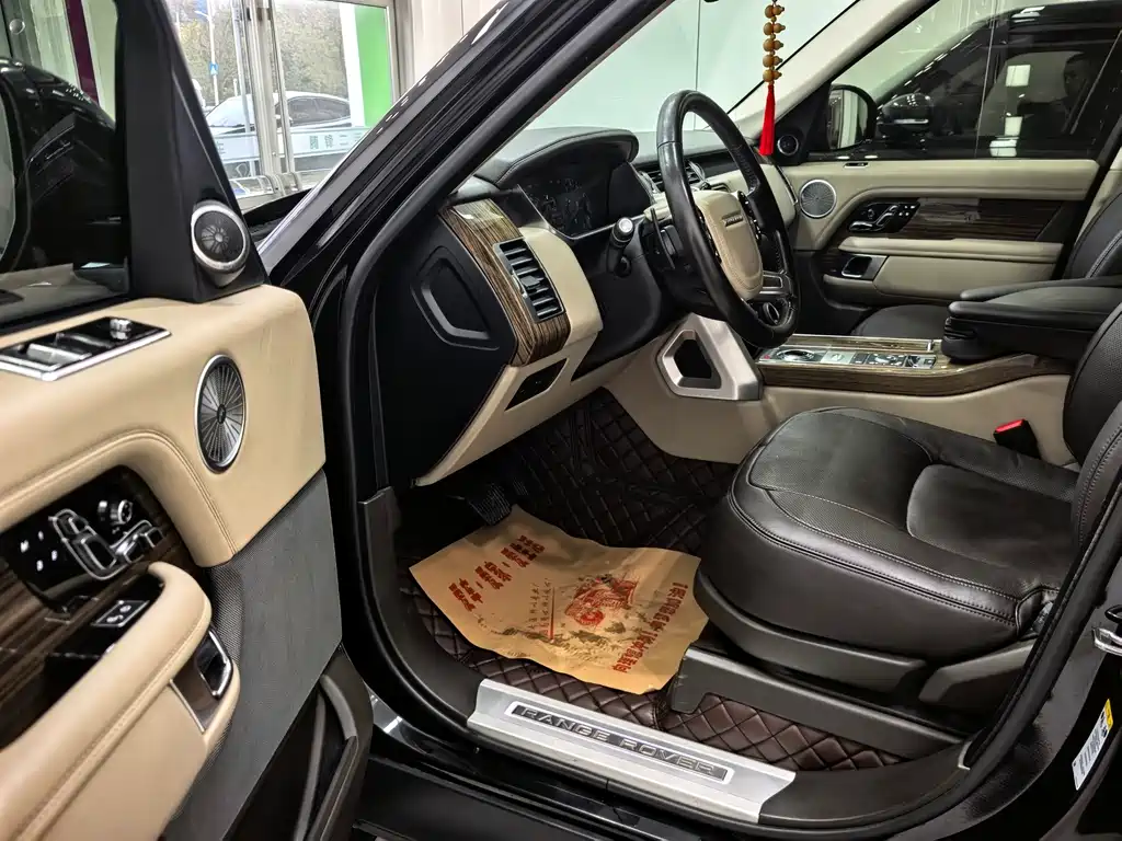 Land Rover Range Rover — миниатюра 9