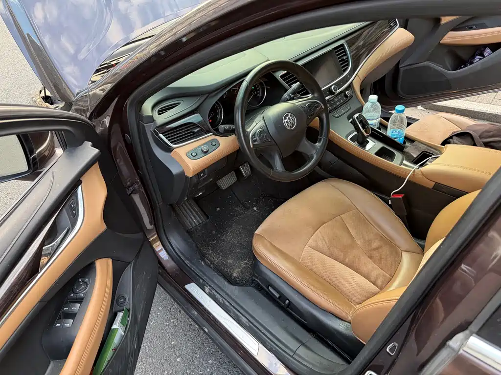 Buick LaCrosse — миниатюра 11