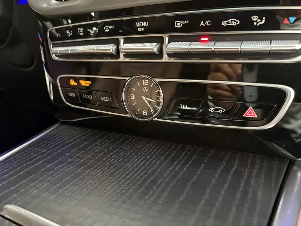 Mercedes-Benz G-Class — миниатюра 8