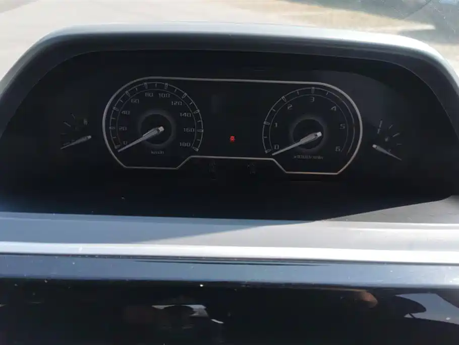 SAIC MAXUS XINTU V80