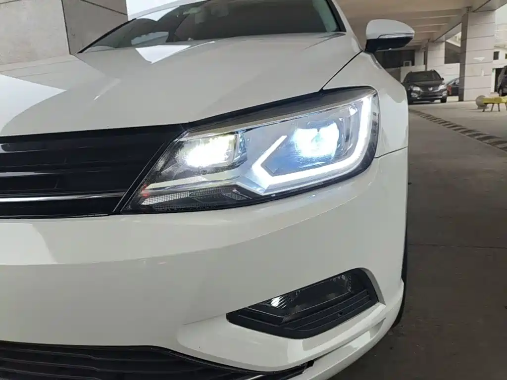 Volkswagen Lamando — миниатюра 24
