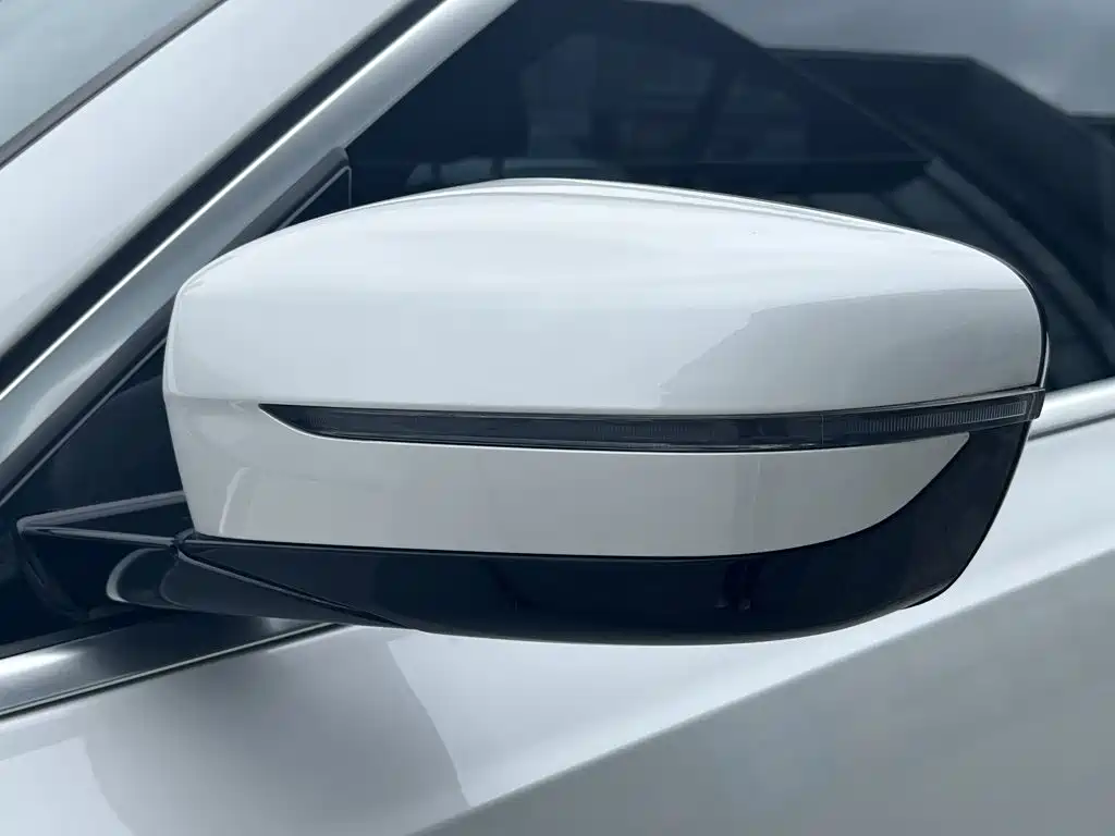 BMW 3 Series — миниатюра 11