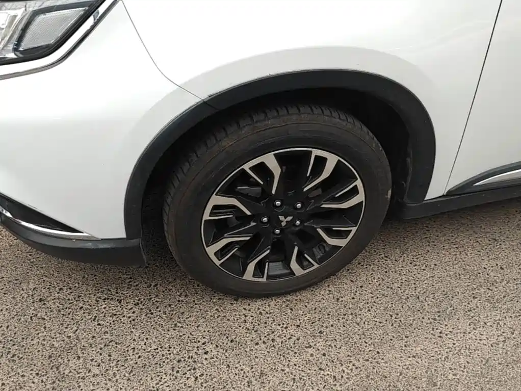 Mitsubishi Outlander — миниатюра 23