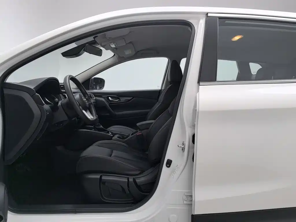 Nissan Qashqai — миниатюра 10