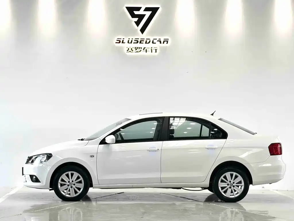 Volkswagen Jetta — миниатюра 7