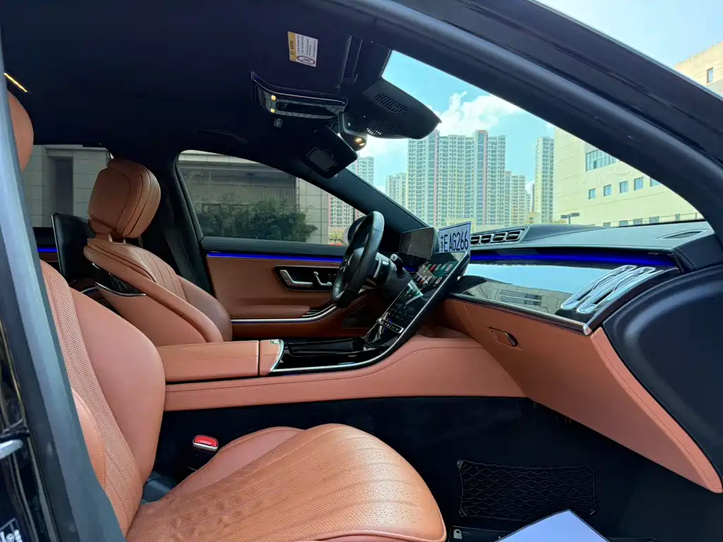 Mercedes-Benz S-Class — миниатюра 6