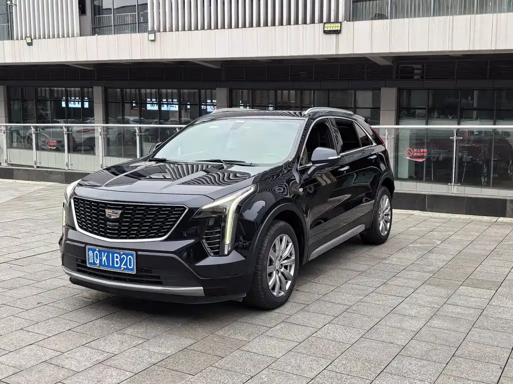 Cadillac XT4