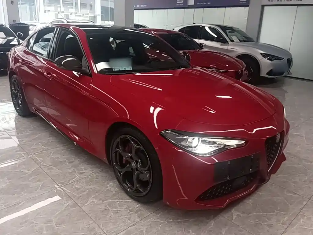 Alfa Romeo Giulia — миниатюра 4