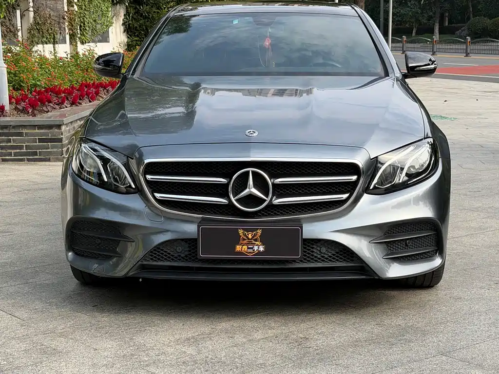 Mercedes-Benz E-Class (Import) — миниатюра 2