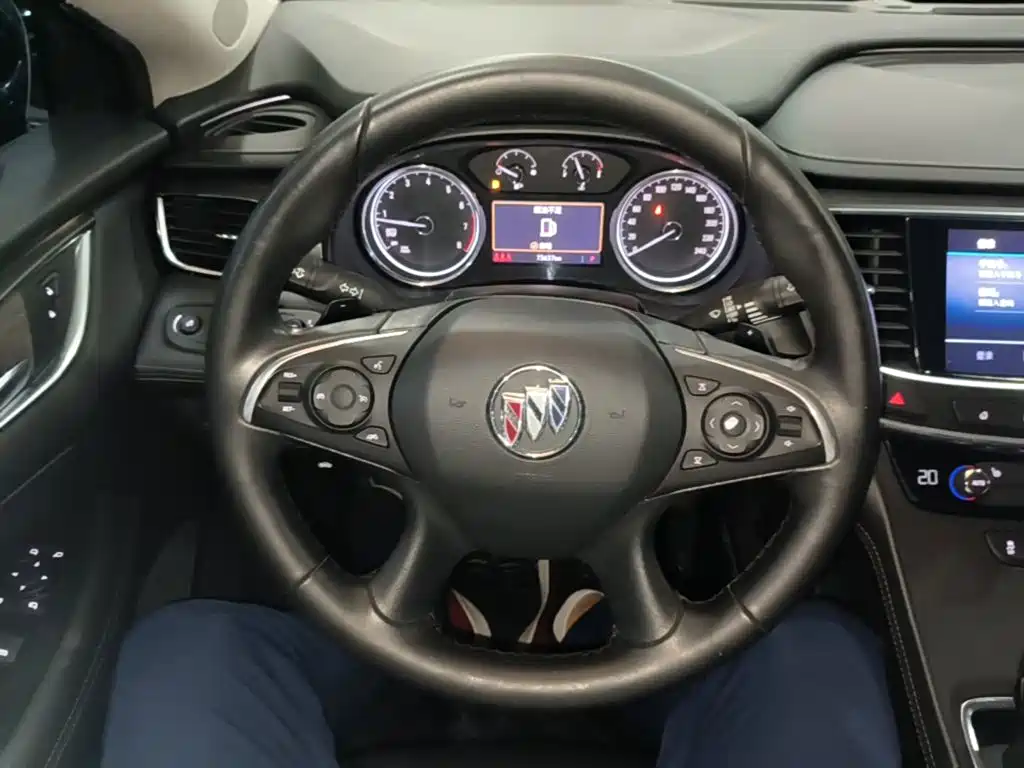 Buick LaCrosse — миниатюра 11