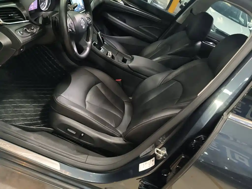 Buick LaCrosse — миниатюра 15