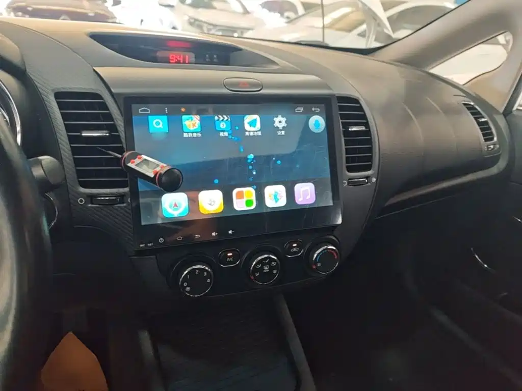 Kia K3 — миниатюра 10