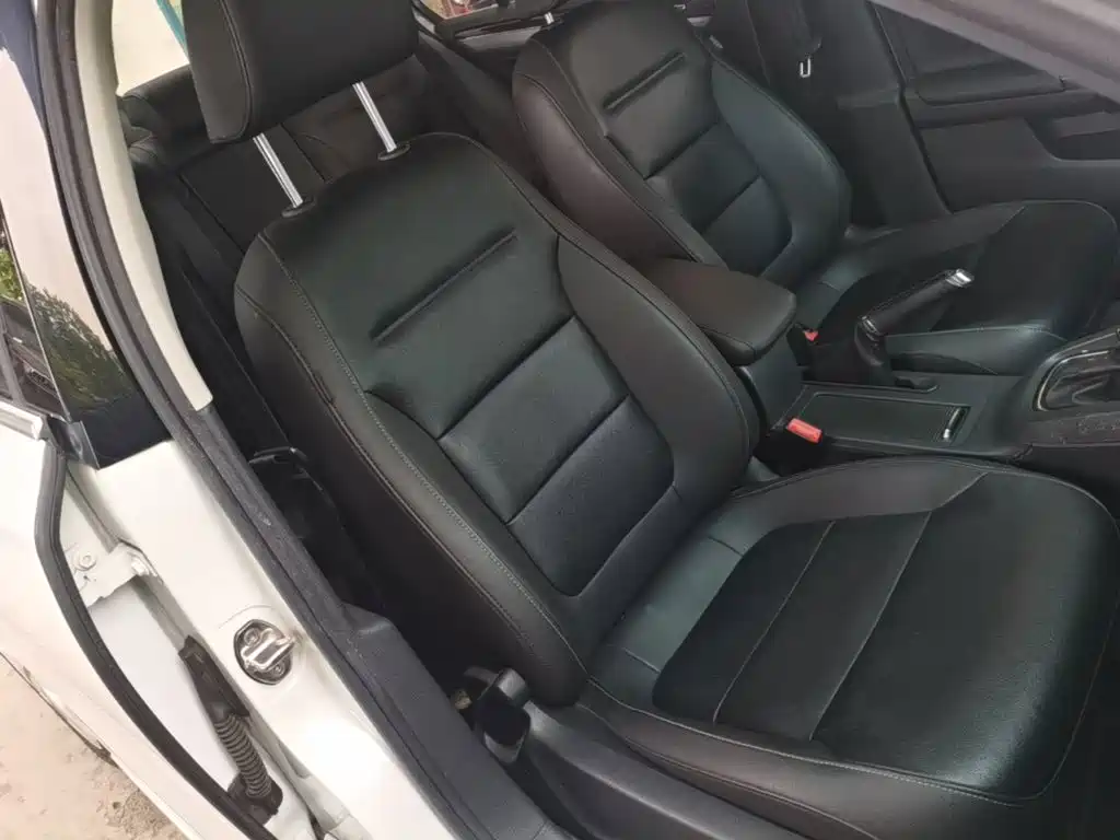 Volkswagen Sagitar — миниатюра 25