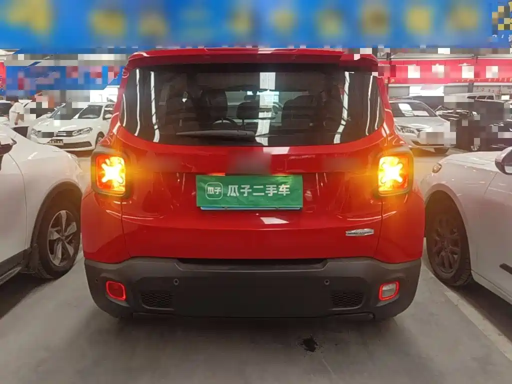 Jeep Renegade — миниатюра 6
