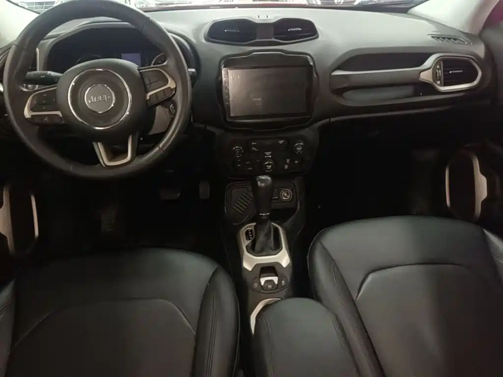 Jeep Renegade — миниатюра 10