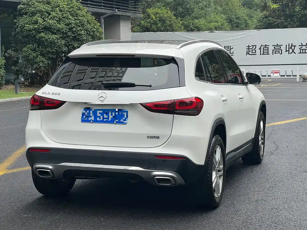 Mercedes-Benz GLA — миниатюра 2