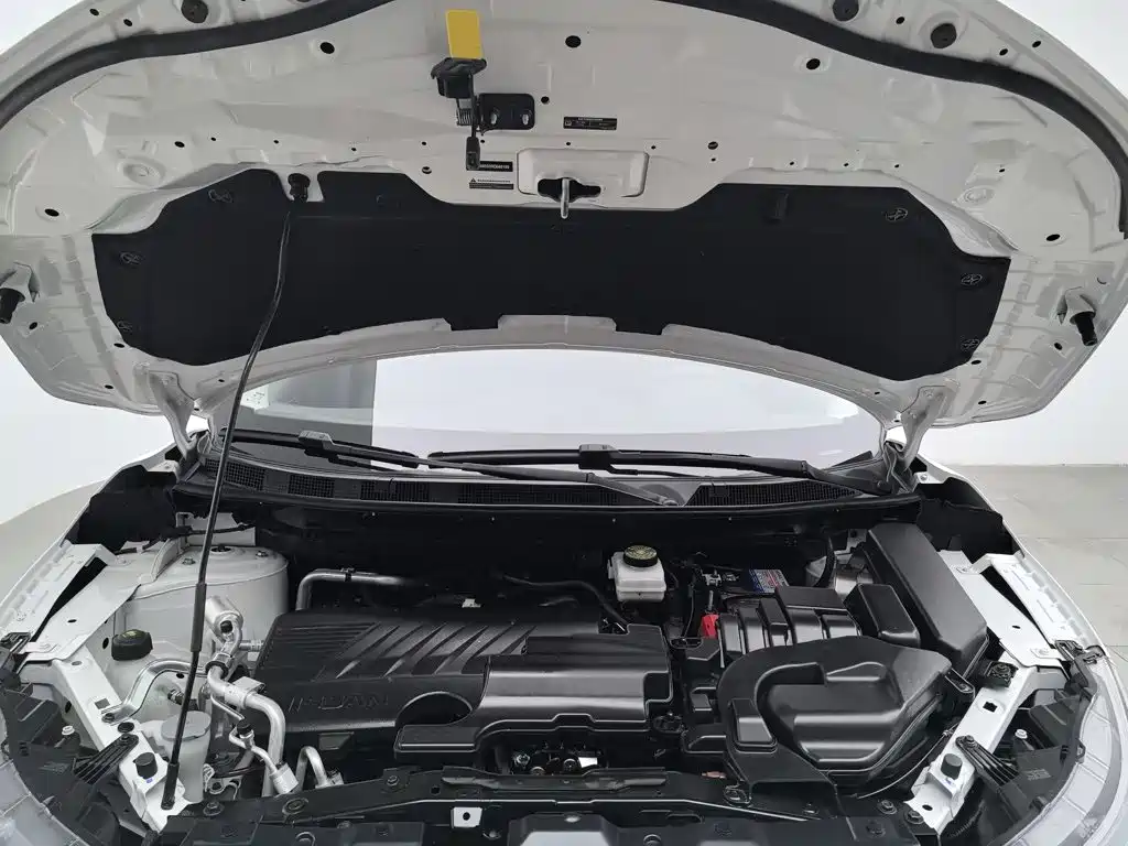 Nissan Qashqai — миниатюра 6