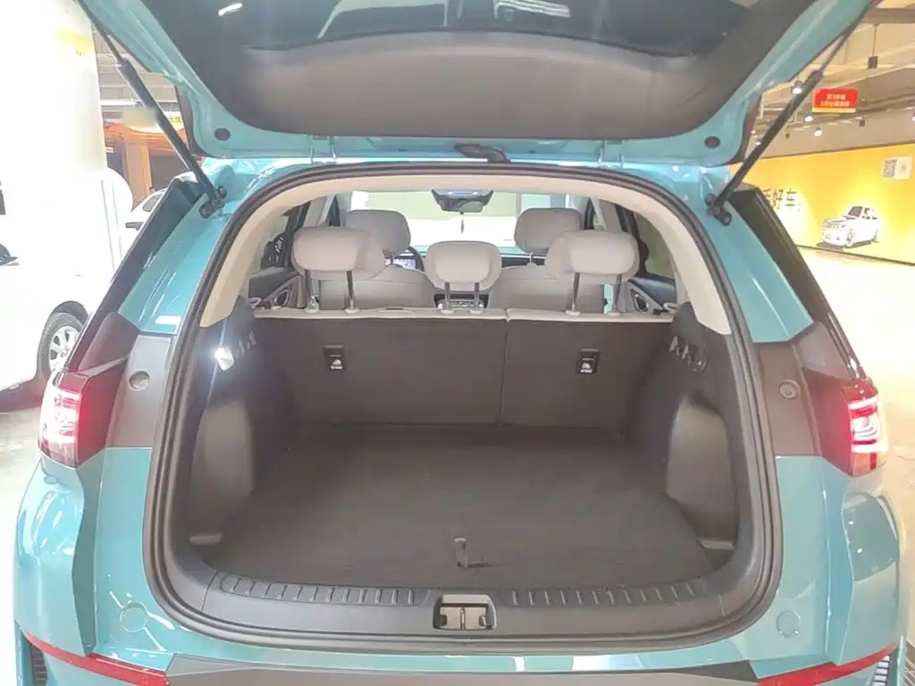 BYD Sealion 05 EV — миниатюра 19