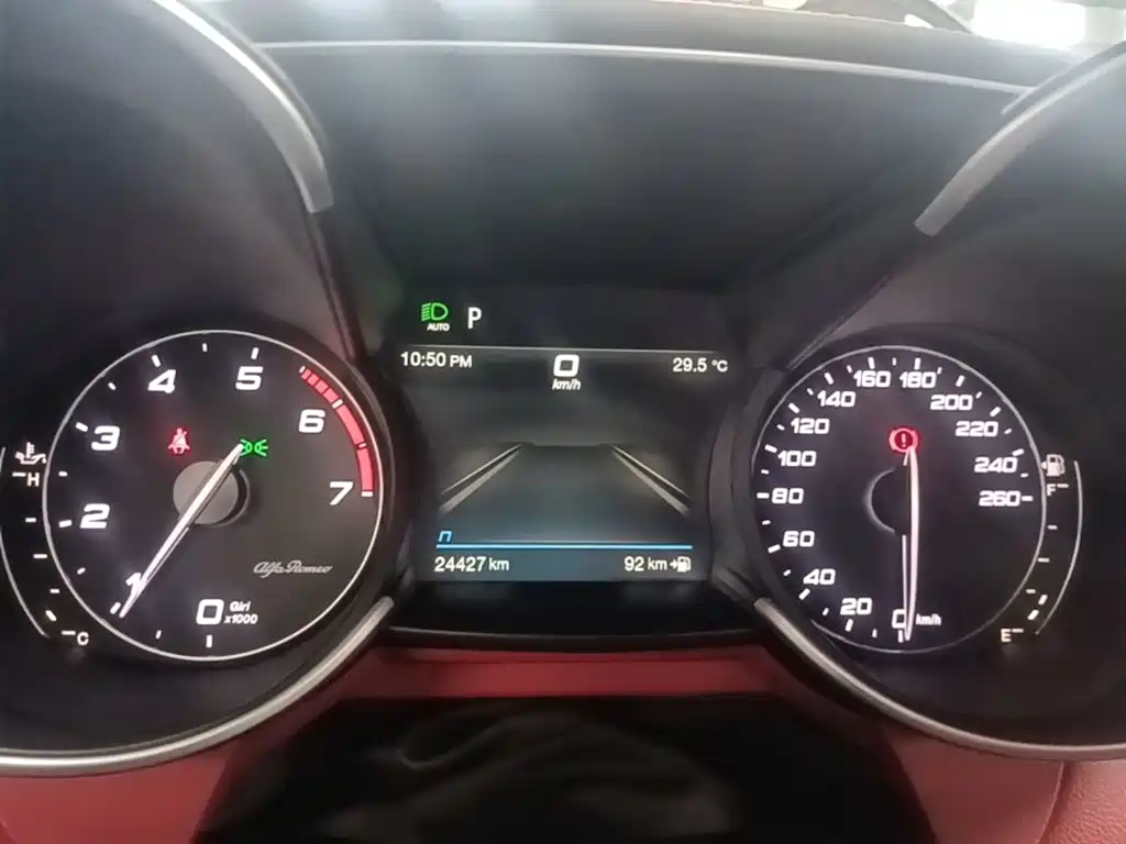 Alfa Romeo Giulia — миниатюра 12