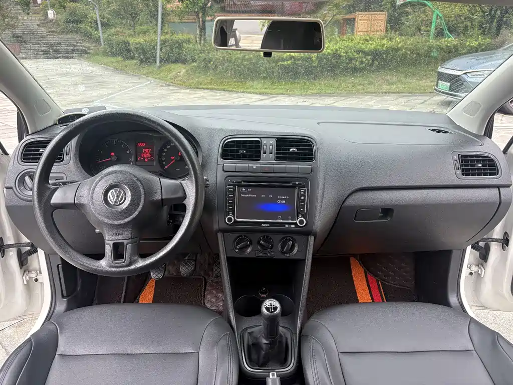 Volkswagen Polo — миниатюра 9