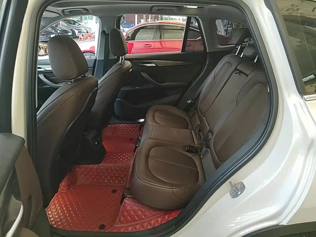 BMW X1 — миниатюра 17