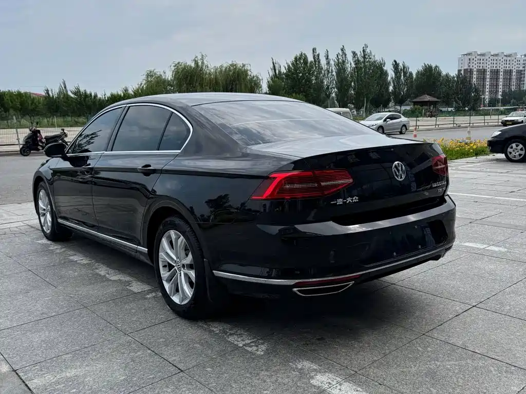 Volkswagen Magotan — миниатюра 6