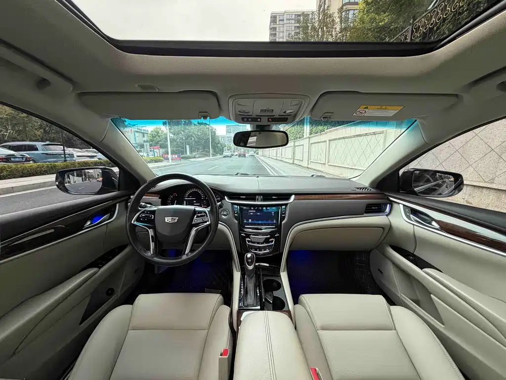 Cadillac XTS — миниатюра 8