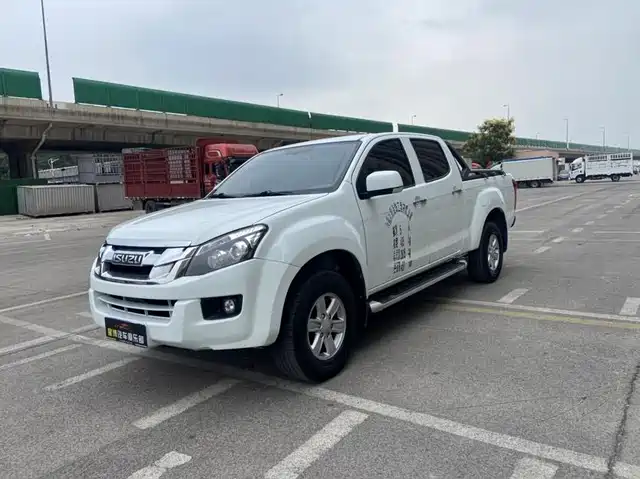 ISUZU LINGTUO 2022