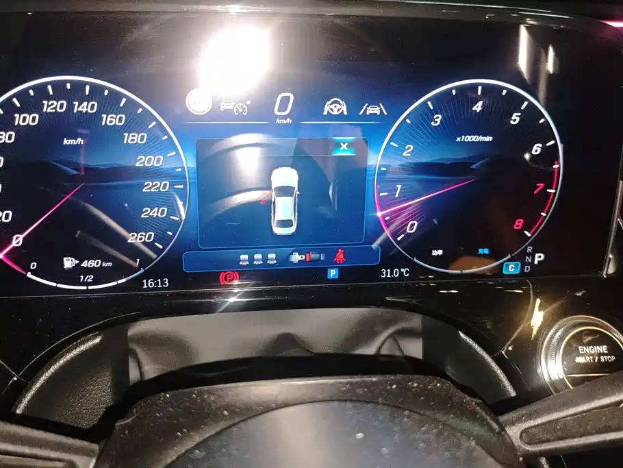 Mercedes-Benz E-Class — миниатюра 14