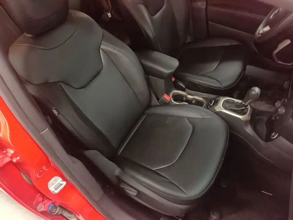Jeep Renegade — миниатюра 25