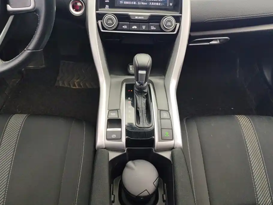 Honda Civic — миниатюра 16