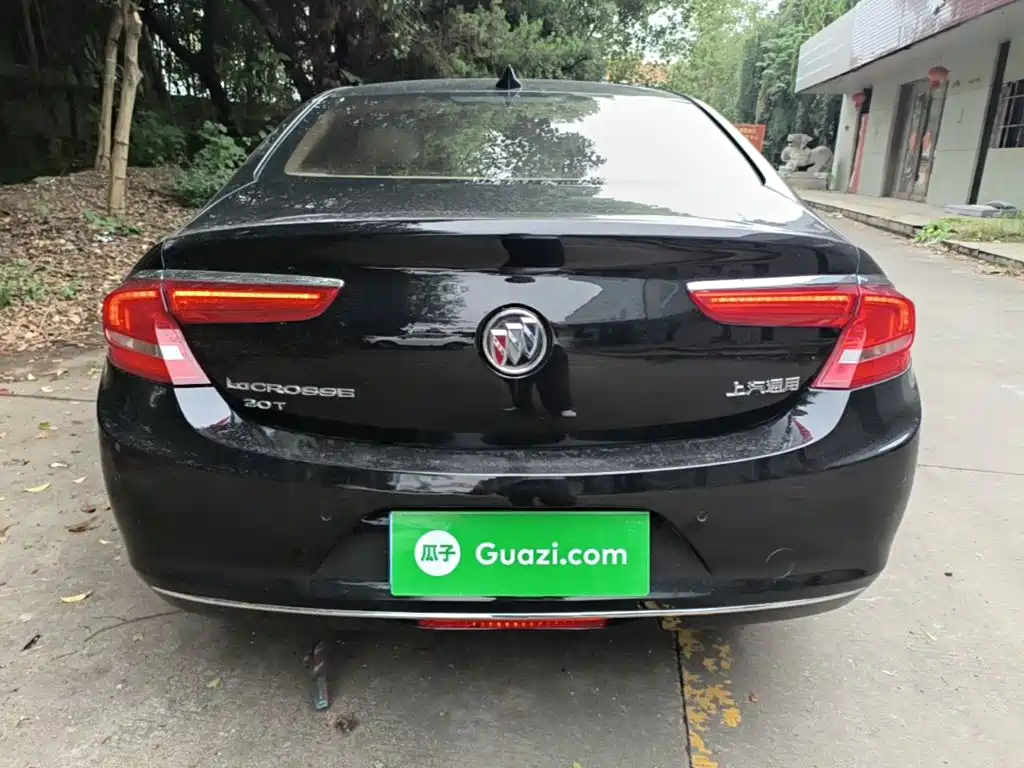 Buick LaCrosse — миниатюра 6