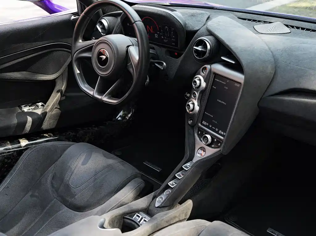 McLaren 720S — миниатюра 28