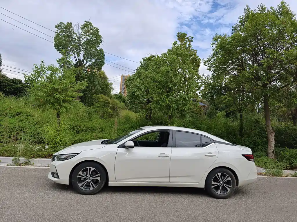 Nissan Sylphy — миниатюра 4