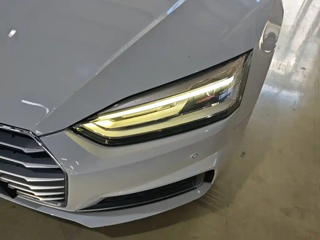 Audi A5 (Import) — миниатюра 24
