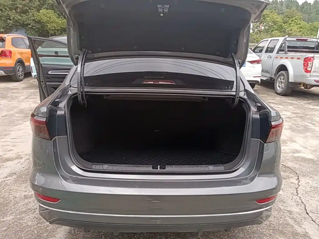 Geely Emgrand — миниатюра 19
