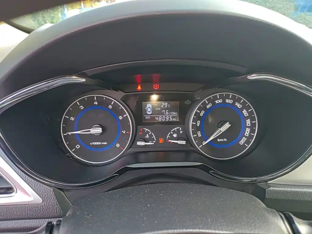 Changan V7 — миниатюра 12