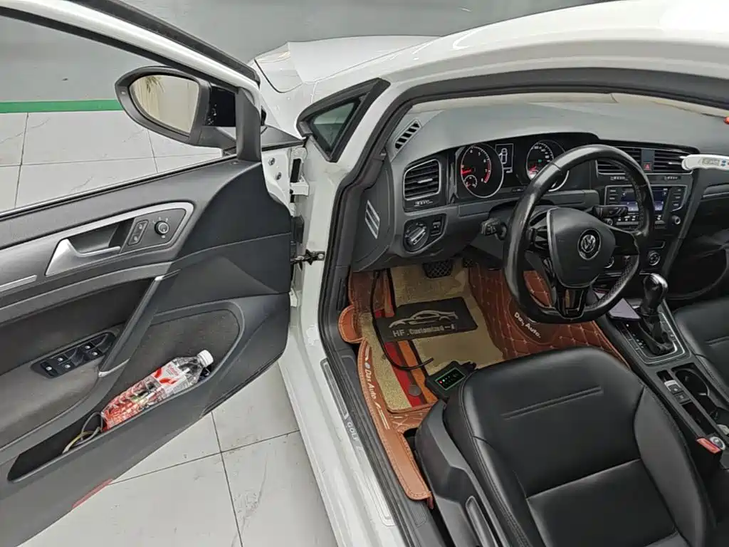 Volkswagen Golf — миниатюра 16