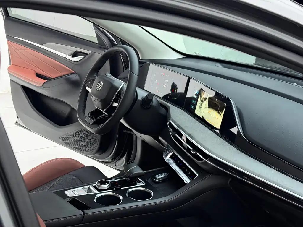 Changan Eado — миниатюра 25