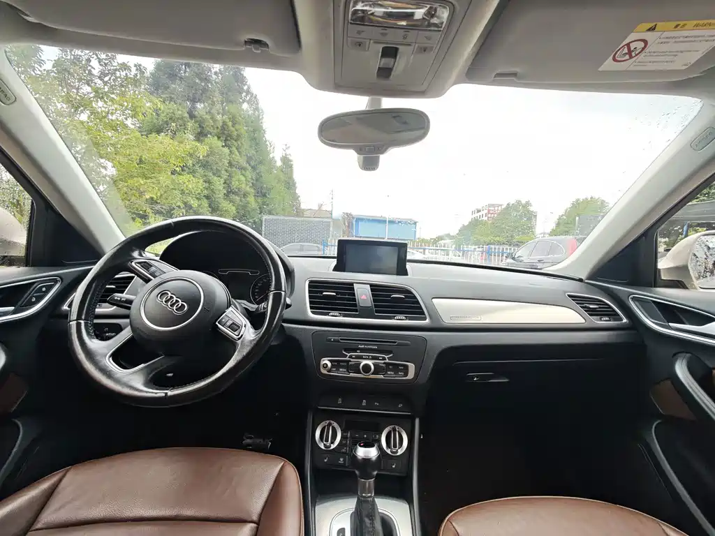 Audi Q3 — миниатюра 10