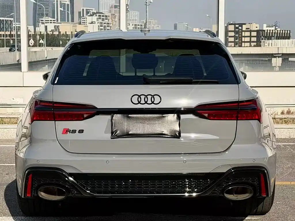 Audi RS 6 — миниатюра 5