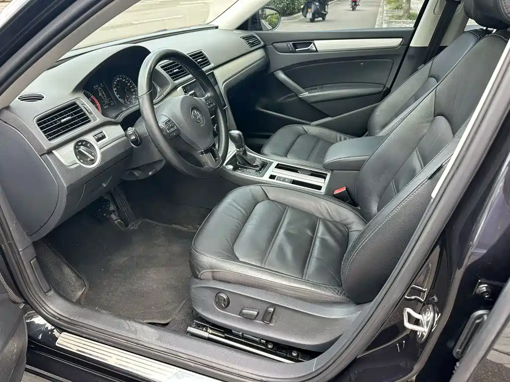 Volkswagen Passat — миниатюра 7