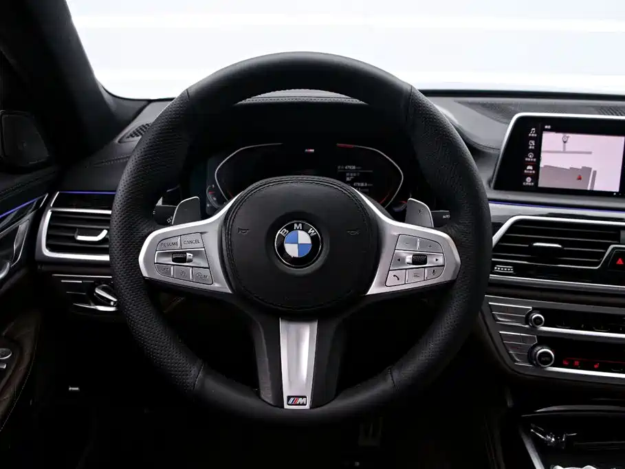 BMW 7 Series — миниатюра 7