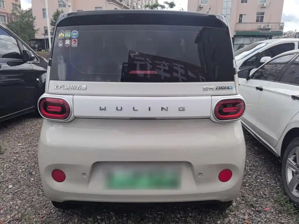 Wuling MINIEV — миниатюра 6