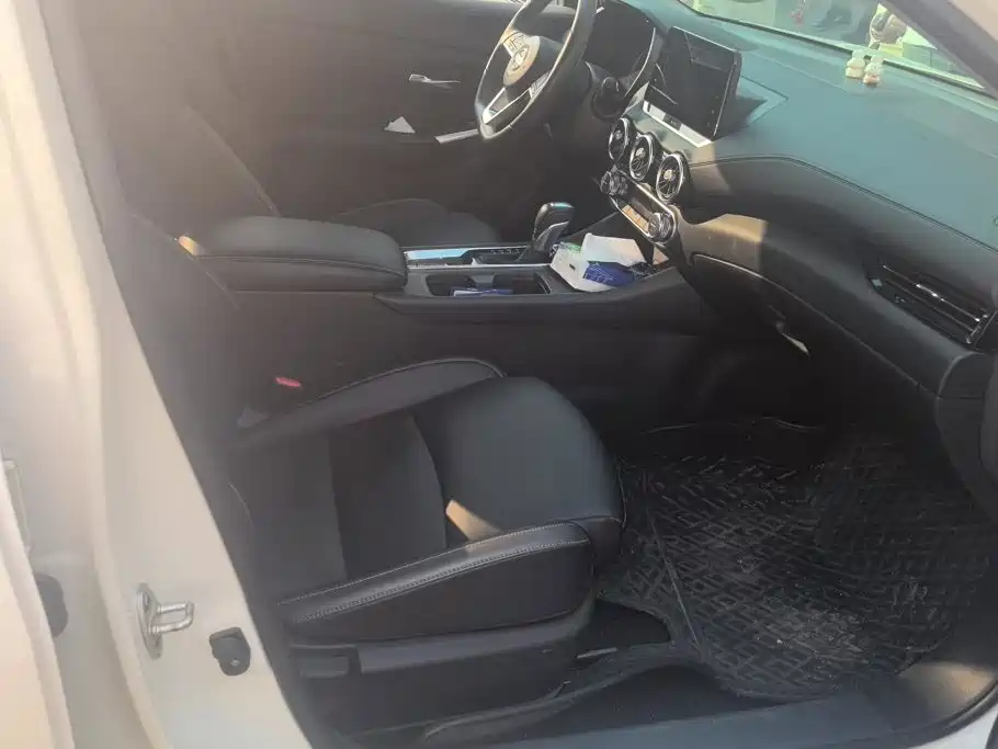 Nissan Sylphy — миниатюра 8