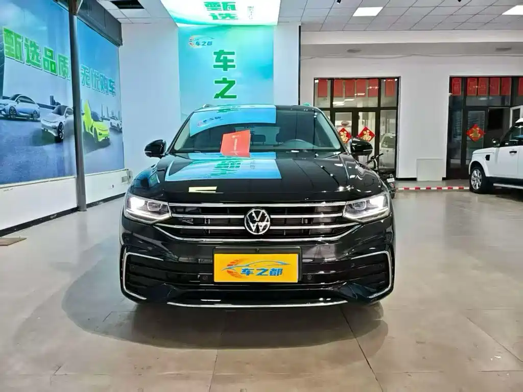 Volkswagen Tiguan L L 2024 330TSI AT R-Line