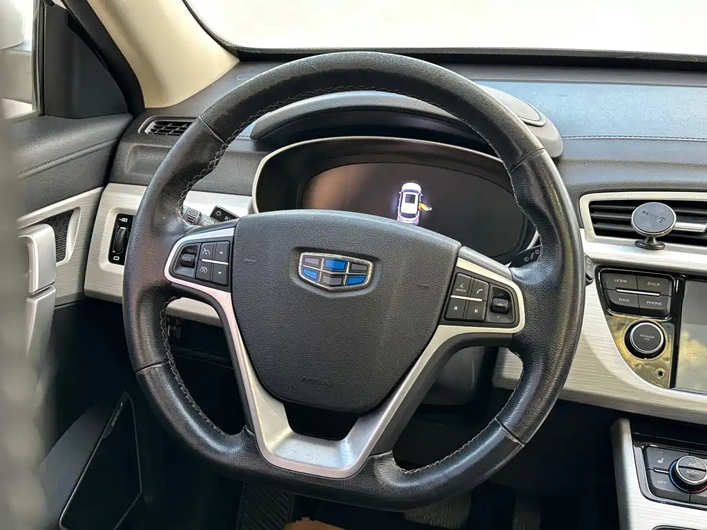 Geely Boyue — миниатюра 15
