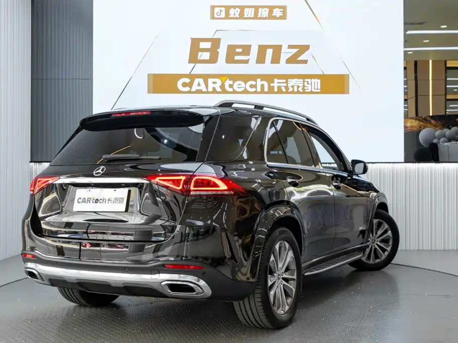 Mercedes-Benz GLE (Import) — миниатюра 7